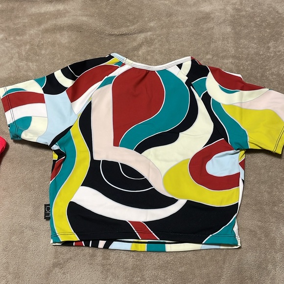 Lici fit top - Picture 2 of 3